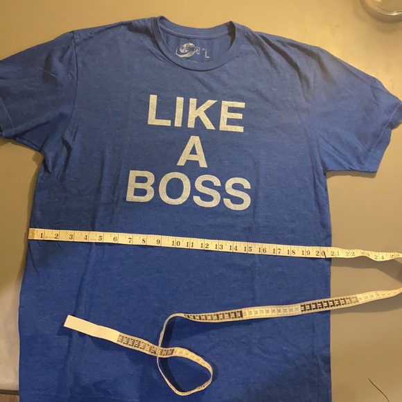 Men's Tee Shirts (2) - Picture 4 of 5